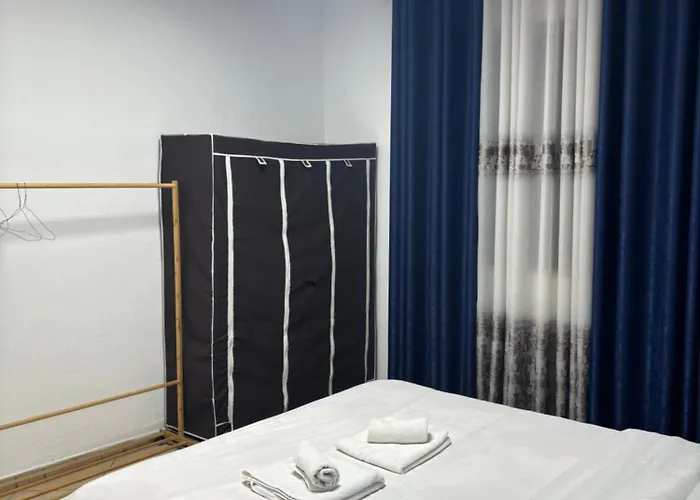 21 Steps' Lovely In The Center * Tirana