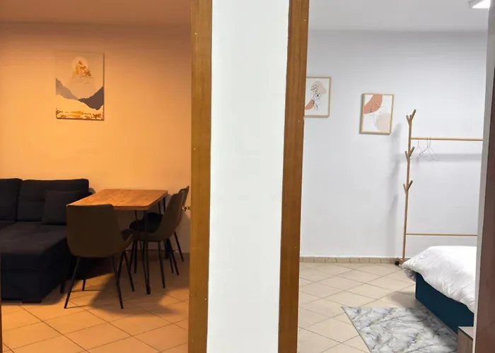 21 Steps' Lovely In The Center Apartamento