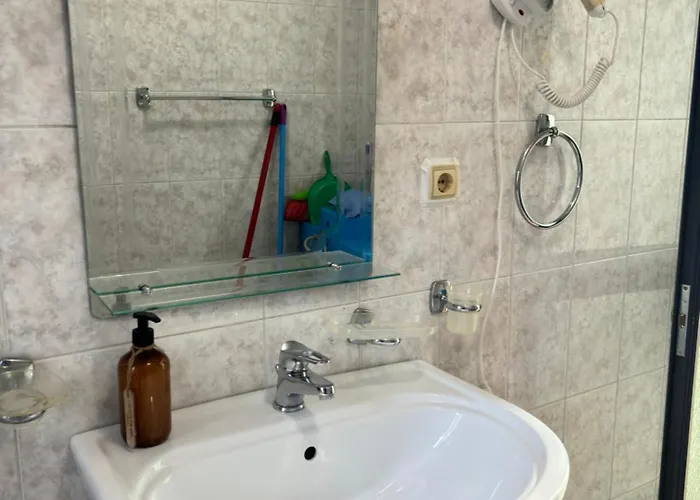 21 Steps' Lovely In The Center Tirana